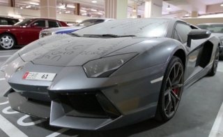 Dubai Municipality announced a system to remove abandoned vehicles from Dubai roads by sending text messages to their respective owners