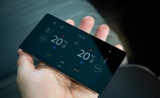 Flying Spur touch screen remote