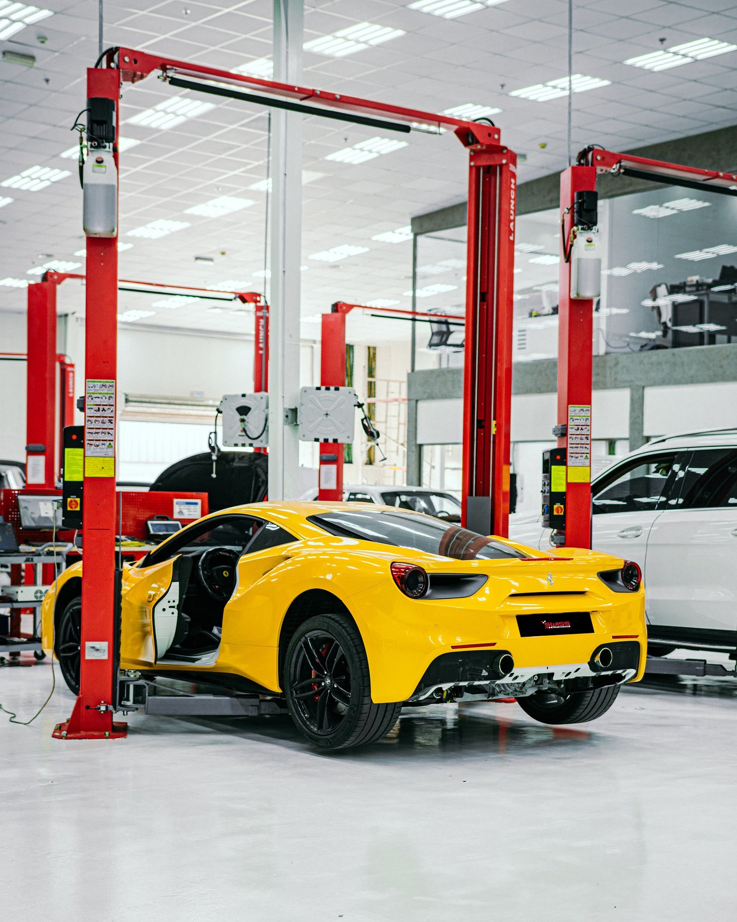 Royal Swiss Auto Services open stateoftheart Dubai facility
