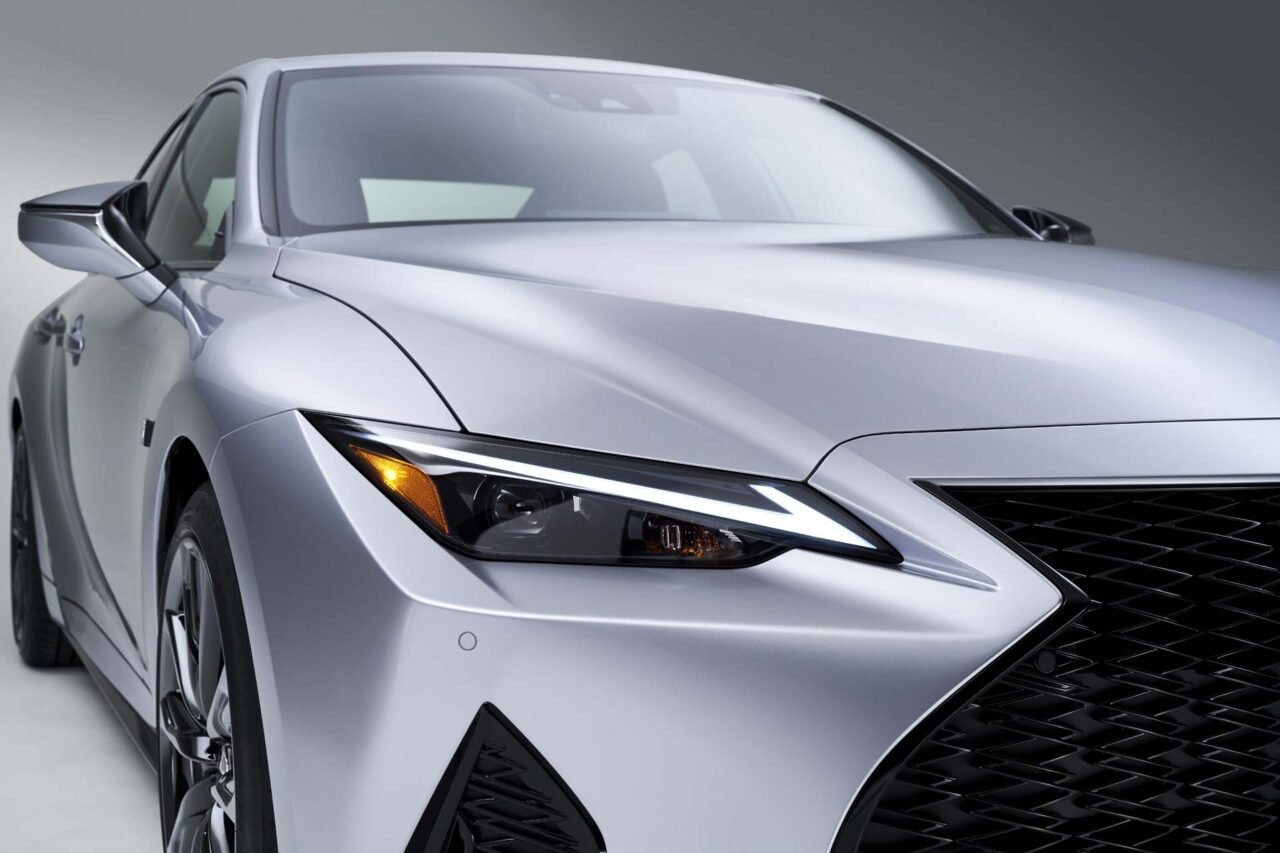 2021 Lexus IS350: Review, Specs and Price in UAE | AutoDrift.ae