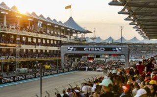 FORMULA 1 Grand Prix 2021 full capacity crowd at Yas