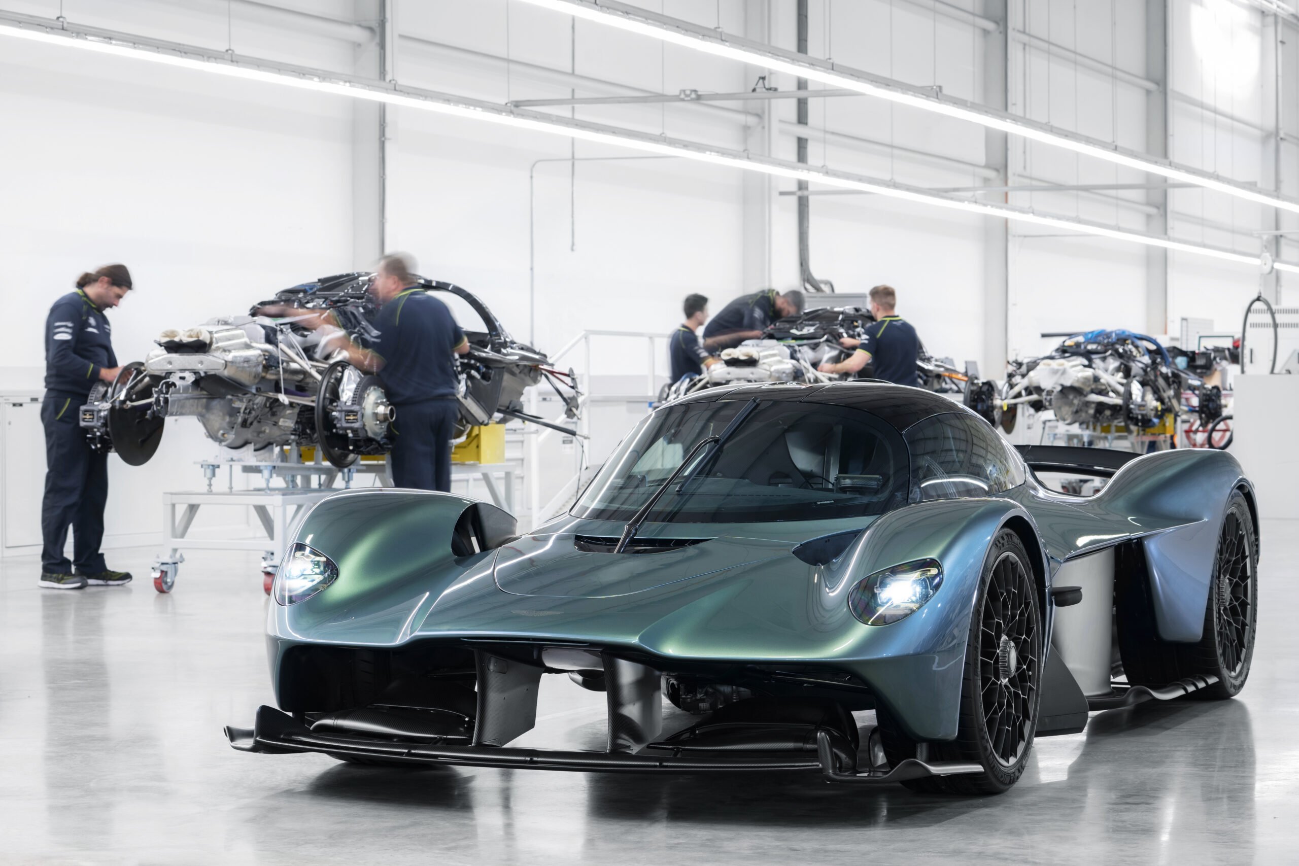 Aston Martin Valkyrie ready for customers