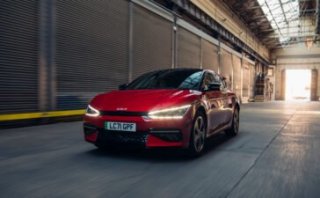 TopGear.com awards Kia EV6