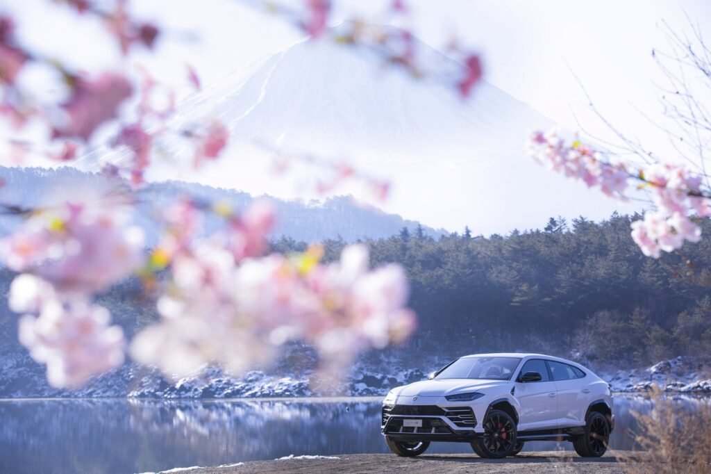 Lamborghini Urus in Fuji 
