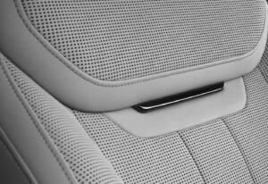 Range Rover SV sustainable ultra fabrics