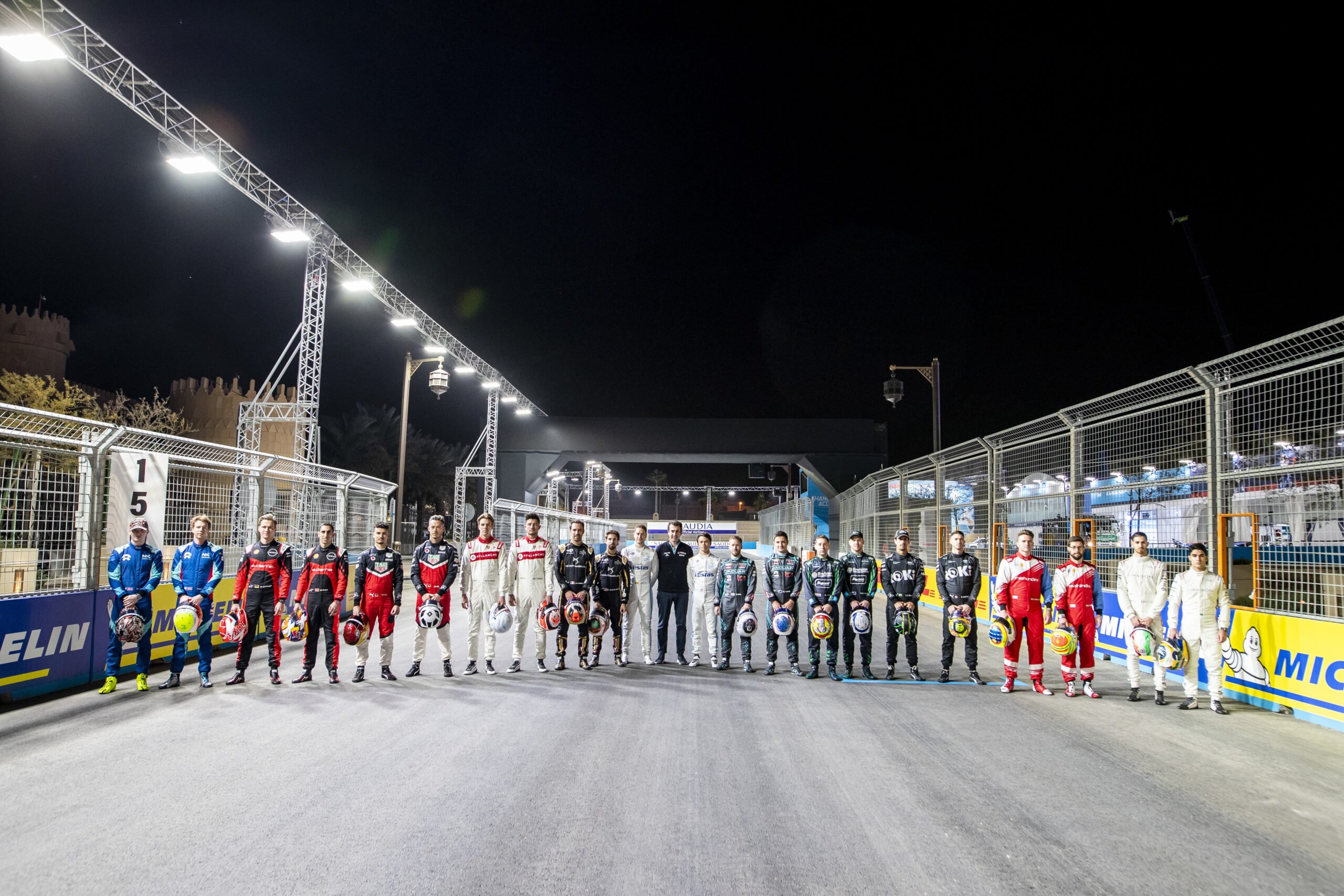 Season 8 of the ABB FIA Formula E starts Friday at Diriyah | AutoDrift.ae