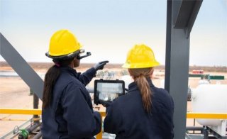 Shell launches Lube Advisor using wearable technology for customers in the Middle East