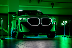 Abu Dhabi Motors unveils the BMW Concept XM