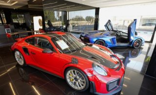 The Elite Cars’ Guide To Investing In Your First Luxury Car