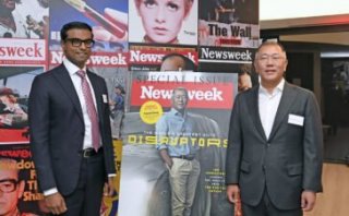 Euisun Chung receives award by Newsweek for 'Visionary of the Year'