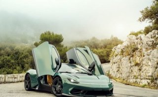 BATTISTA IN BUILD: SERIES PRODUCTION ACCELERATES AT BESPOKE ATELIER IN ITALY