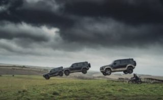 Bid for Bond: NO TIME TO DIE DEFENDERS, RANGE ROVER AND JAGUAR IN 007 CHARITY AUCTION AT CHRISTIE’S