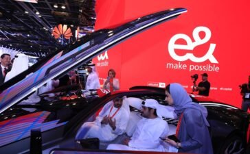 His Highness Sheikh Maktoum bin Mohammed bin Rashid Al Maktoum visits the Cadillac InnerSpace Concept at GITEX 2022