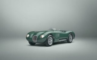 JAGUAR CLASSIC EXHIBIT ICONIC JAGUAR C-TYPE & D-TYPE MODELS AT THE DUBAI GP REVIVAL