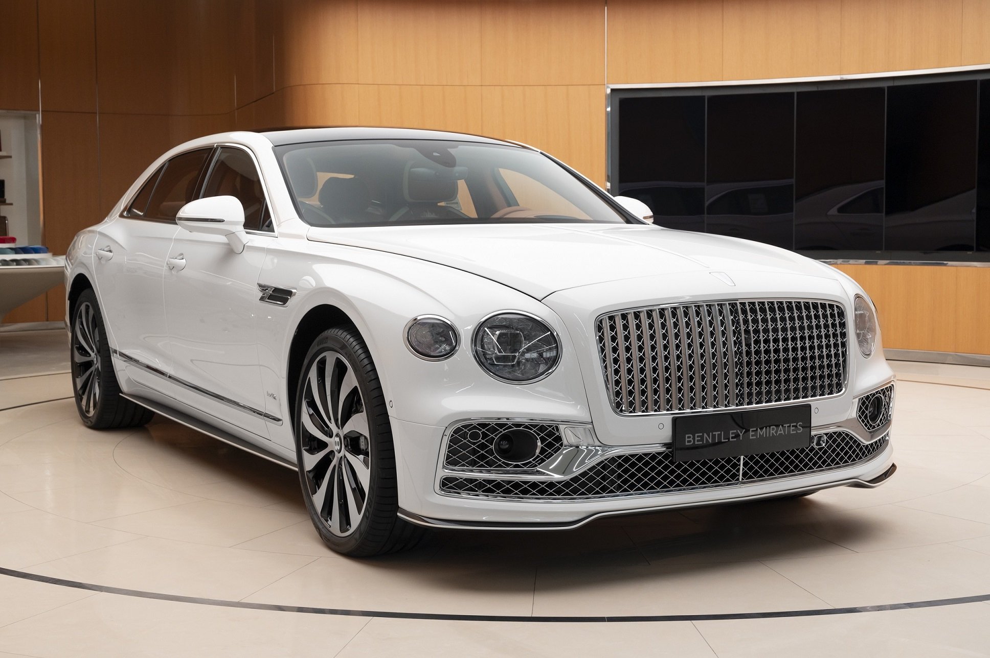 Bentley creates limited edition models inspired by the skylines of Dubai and Abu Dhabi