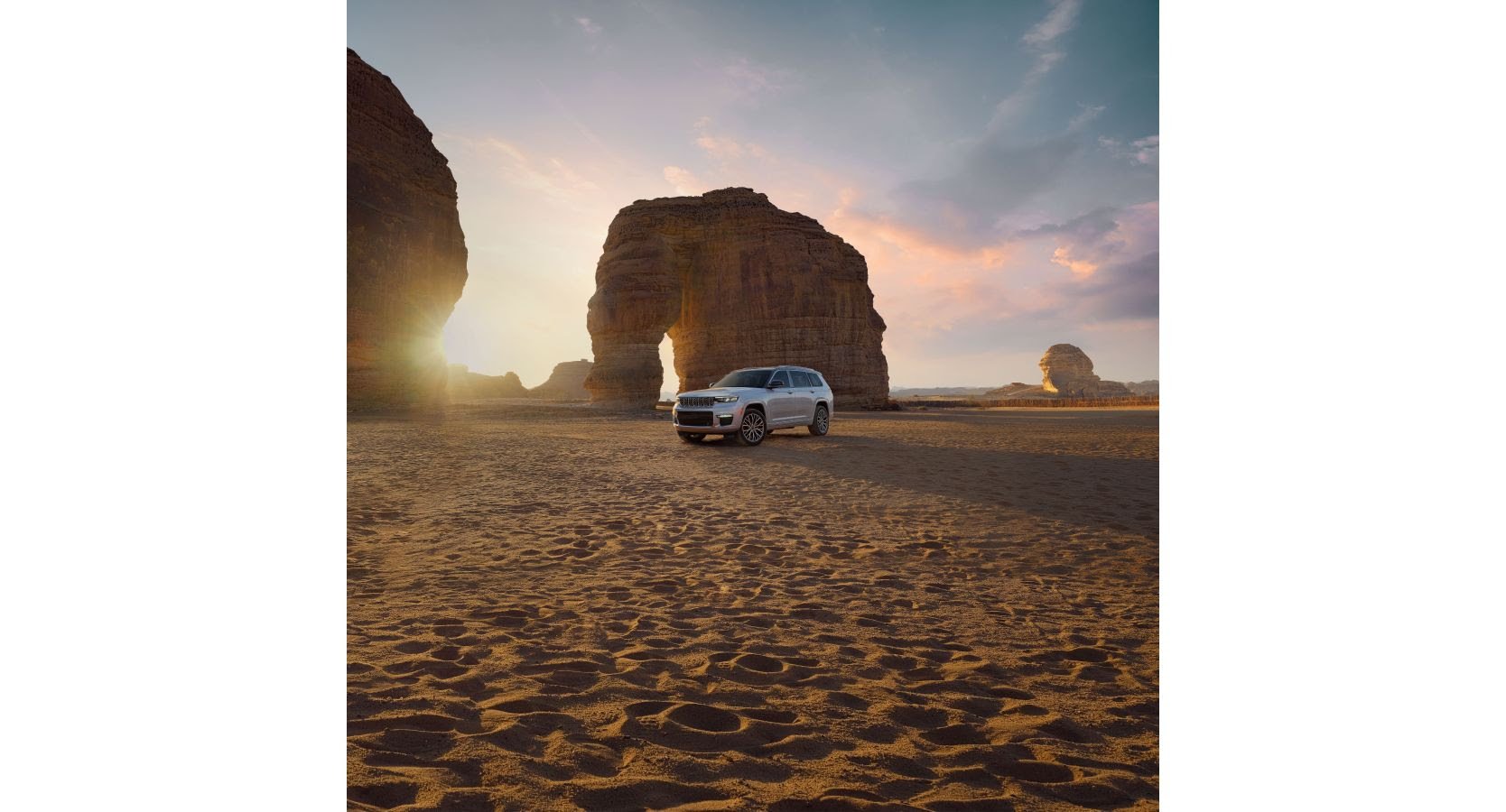 JEEP® LAUNCHES THE ALL-NEW 5-SEATER GRAND CHEROKEE IN THE KINGDOM OF SAUDI ARABIA MARKING A NEW ERA OF REFINEMENT
