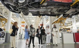 BENTLEY MOTORS EMPOWERS FUTURE FEMALE LEADERS IN SAUDI ARABIA WITH SECOND EDITION OF EXTRAORDINARY WOMEN INITIATIVE