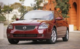 Nissan Altima celebrates 30 years in the Middle East