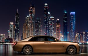 ROLLS-ROYCE GHOST EXTENDED: A WORK OF ART FROM THE PRIVATE OFFICE DUBAI