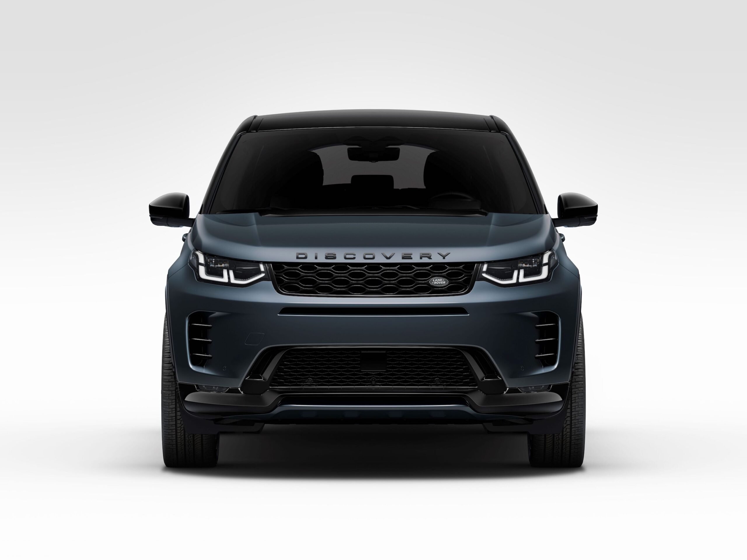 DISCOVERY SPORT WITH REDESIGNED MODERN LUXURY INTERIOR, INCREASED VERSATILITY AND STATE-OF-THE-ART TECHNOLOGY