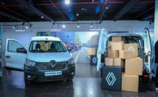 Al Masaood Automobiles Unveils the All-New Renault Express Van