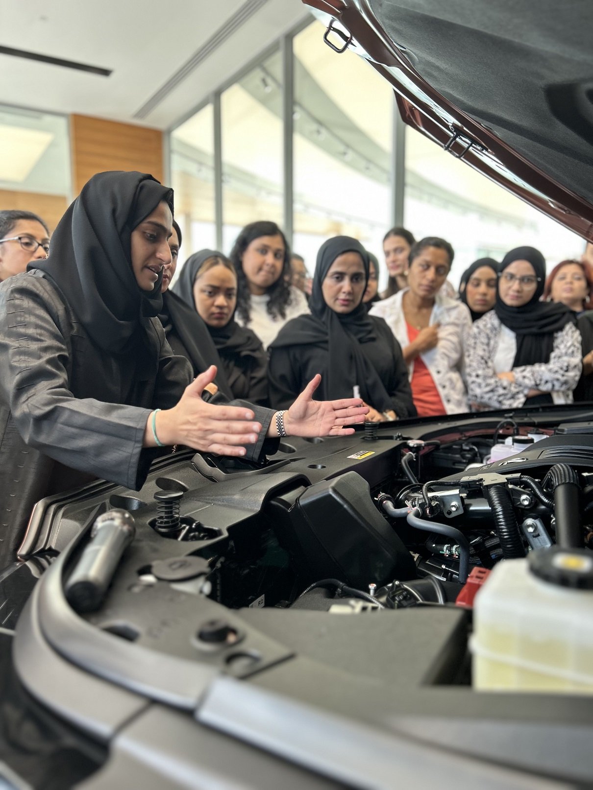 Al-Futtaim Lexus Marks Emirati Women’s Day With An All-Women Workshop Hosted By The UAE’s First Female Mechanic Huda Al Matroushi
