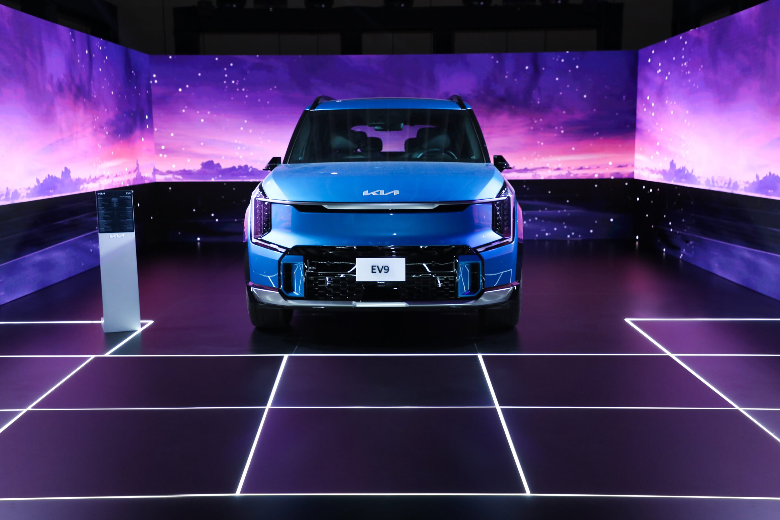 Kia EV9 unveils its all-electric EV9 SUV