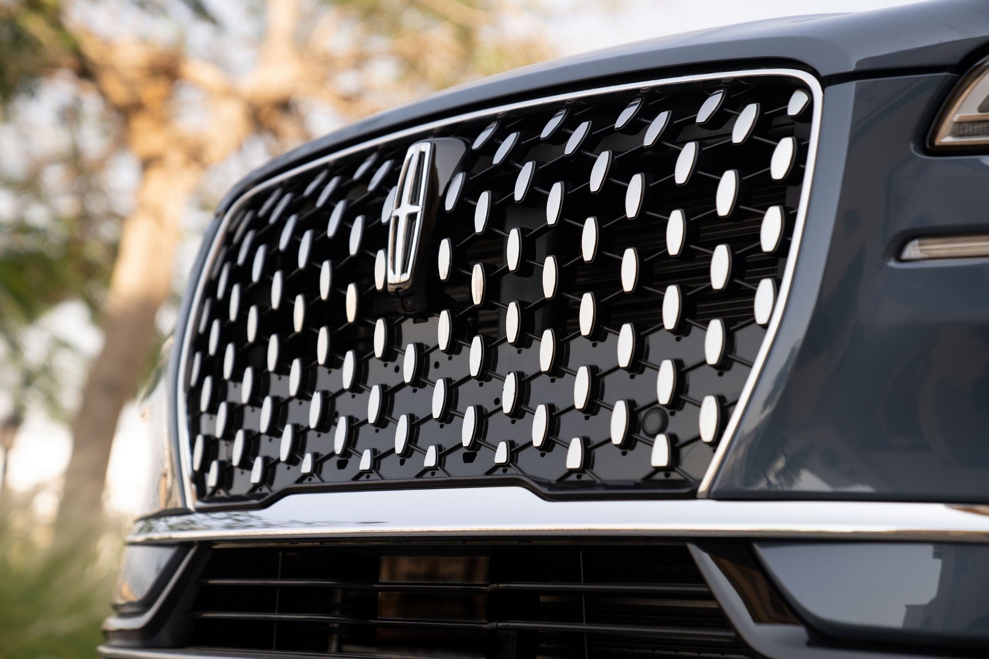 Lincoln Corsair brings athletic elegance to ME's SUV space