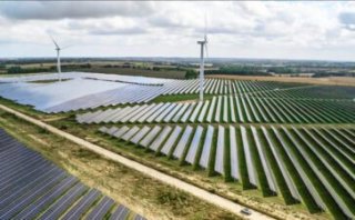 JLR CREATES NEW RENEWABLE ENERGY STORAGE SYSTEM FROM USED CAR BATTERIES