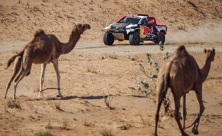 DUBAI INTERNATIONAL BAJA UNDER WAY