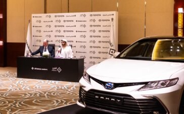 Al-Futtaim Toyota Secures Major Order from Cars Taxi for 1,300 Camry Hybrids