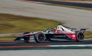 Porsche and Pascal Wehrlein eager to build on their world championship lead at the night races in Diriyah