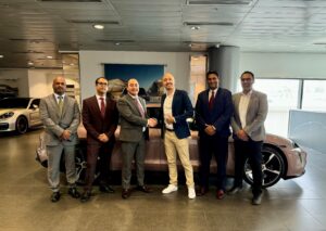 Porsche Services Middle East & Africa and Dubai Islamic Bank partner to strengthen automotive financing solutions in the UAE for their customers