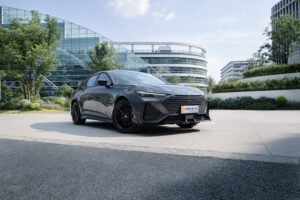 Changan UNI-V 2.0T brings a youthful and dynamic mobility experience