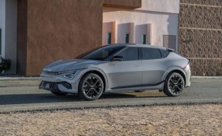 2025 KIA EV6