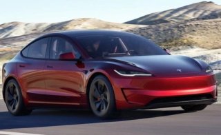 Tesla Model 3 Long Range RWD