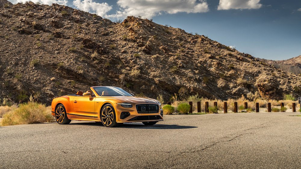 the British automaker has unveiled a chromatic sleight of hand: the "Ombré by Mulliner" Collection